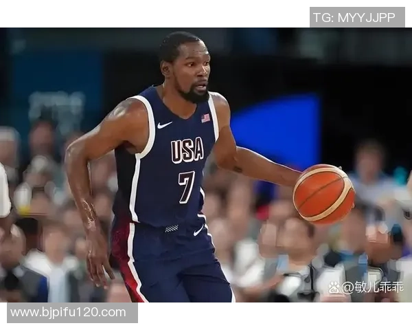 足球巨星们如何看待杜兰特在篮球场上的表现与影响力